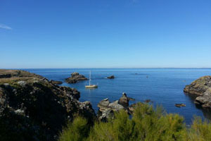 La plage dela pointe des poulains, côté continent, par temps calme